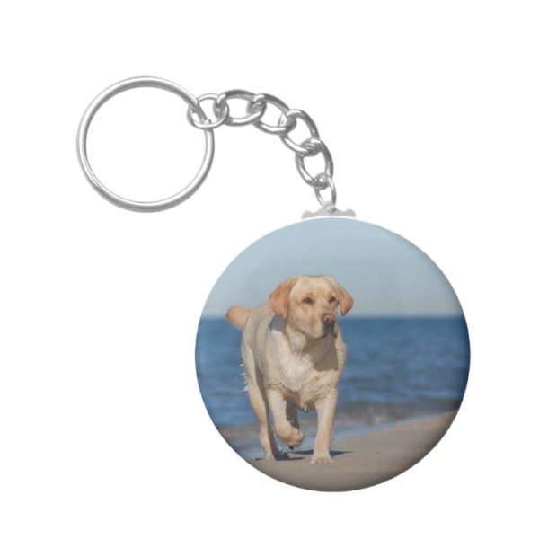 Yellow labrador retriever on the beach keychain